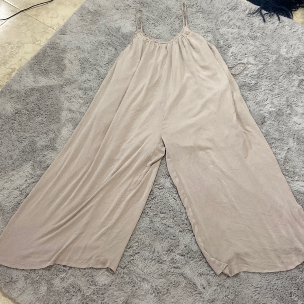 Wide leg jumpsuit